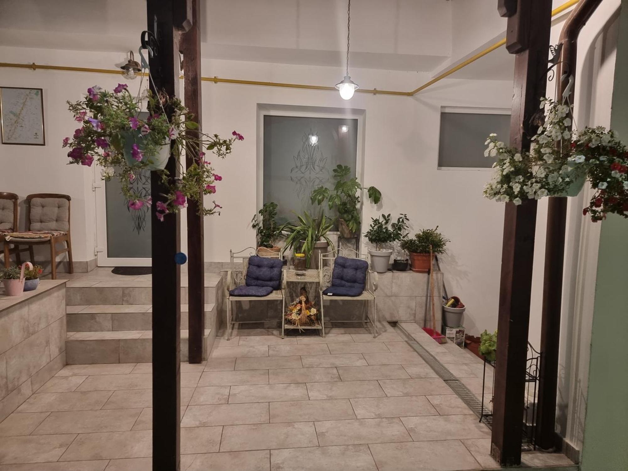 Hotel Casa Musceleana Câmpulung Zewnętrze zdjęcie